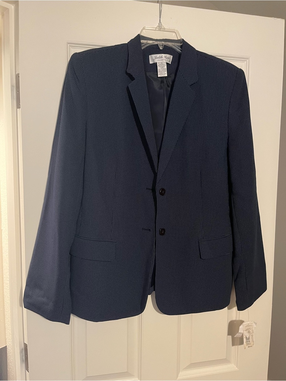 NWT Navy Textured Two-Button Blazer